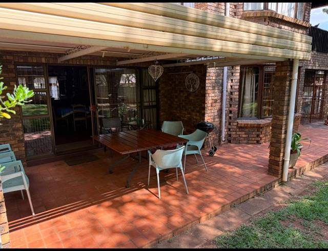 5 BEDROOM PROPERTY TO RENT IN RASLOUW